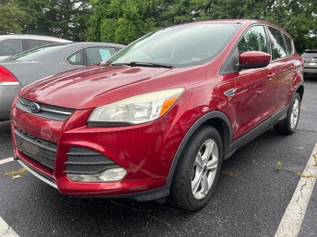 2013 Ford Escape SE in Ruby Red — front three-quarter view