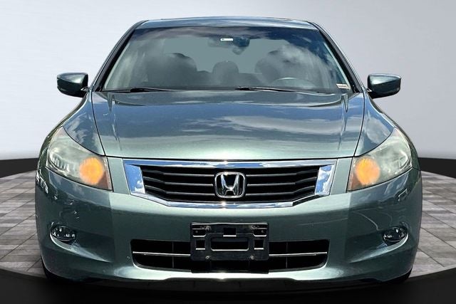 2010 Honda Accord — side profile view