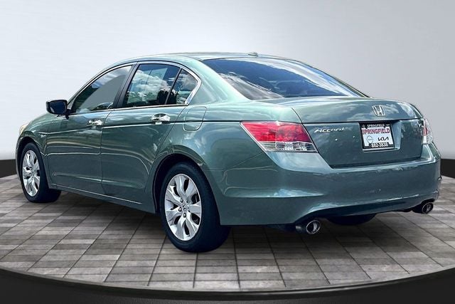 2010 Honda Accord — interior view