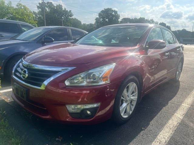 2015 Nissan Altima 2.5 SV in Cayenne Red Pearl — front three-quarter view