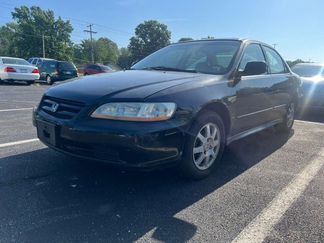 2002 Honda Accord SE 2.3 in Nighthawk Black Pearl — front three-quarter view